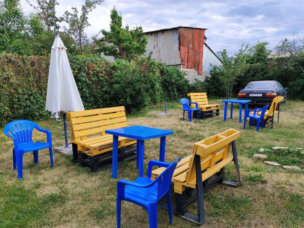 Nomadstan Capsule Hostel كاراكول المظهر الخارجي الصورة