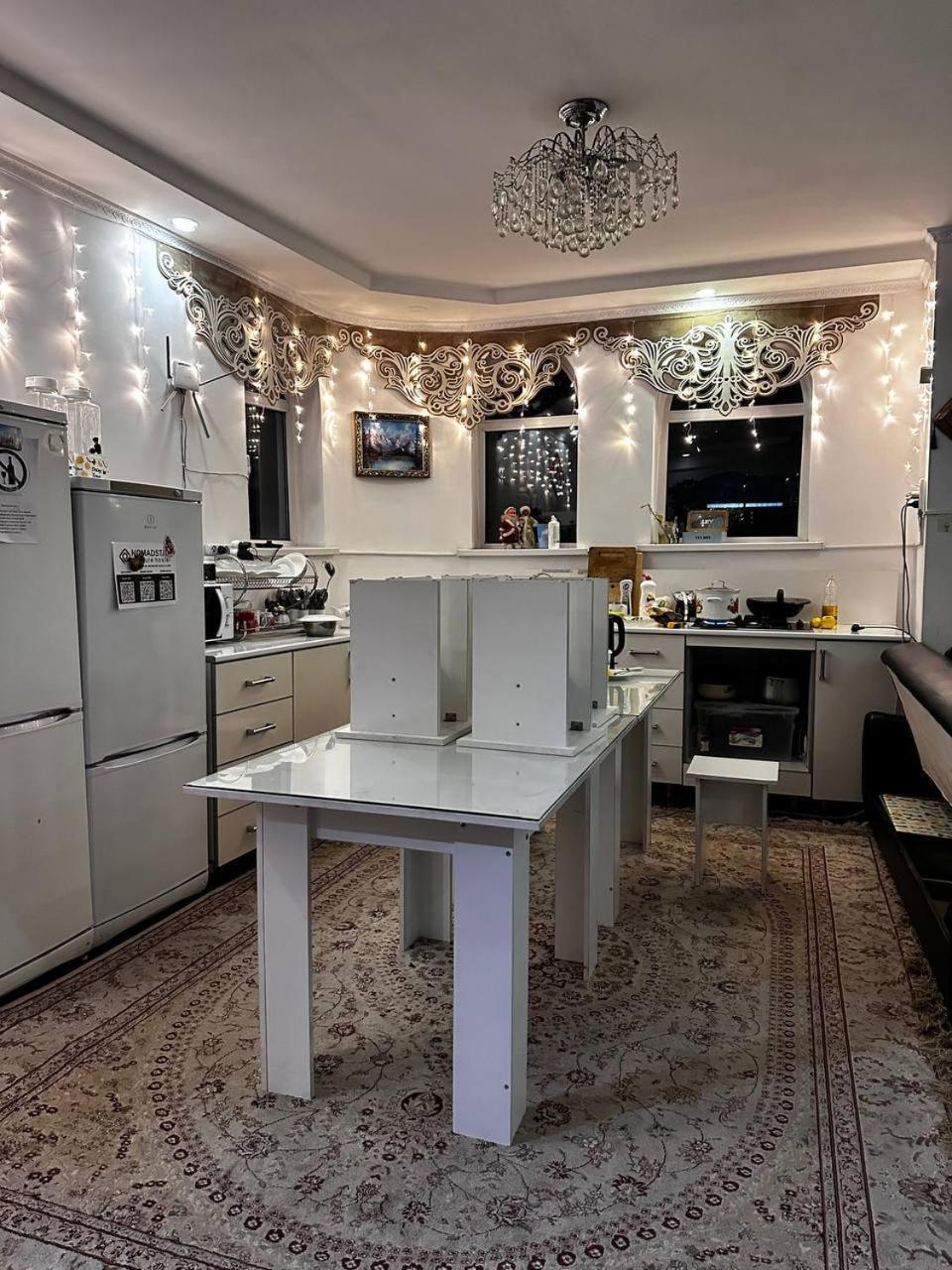 Nomadstan Capsule Hostel كاراكول المظهر الخارجي الصورة
