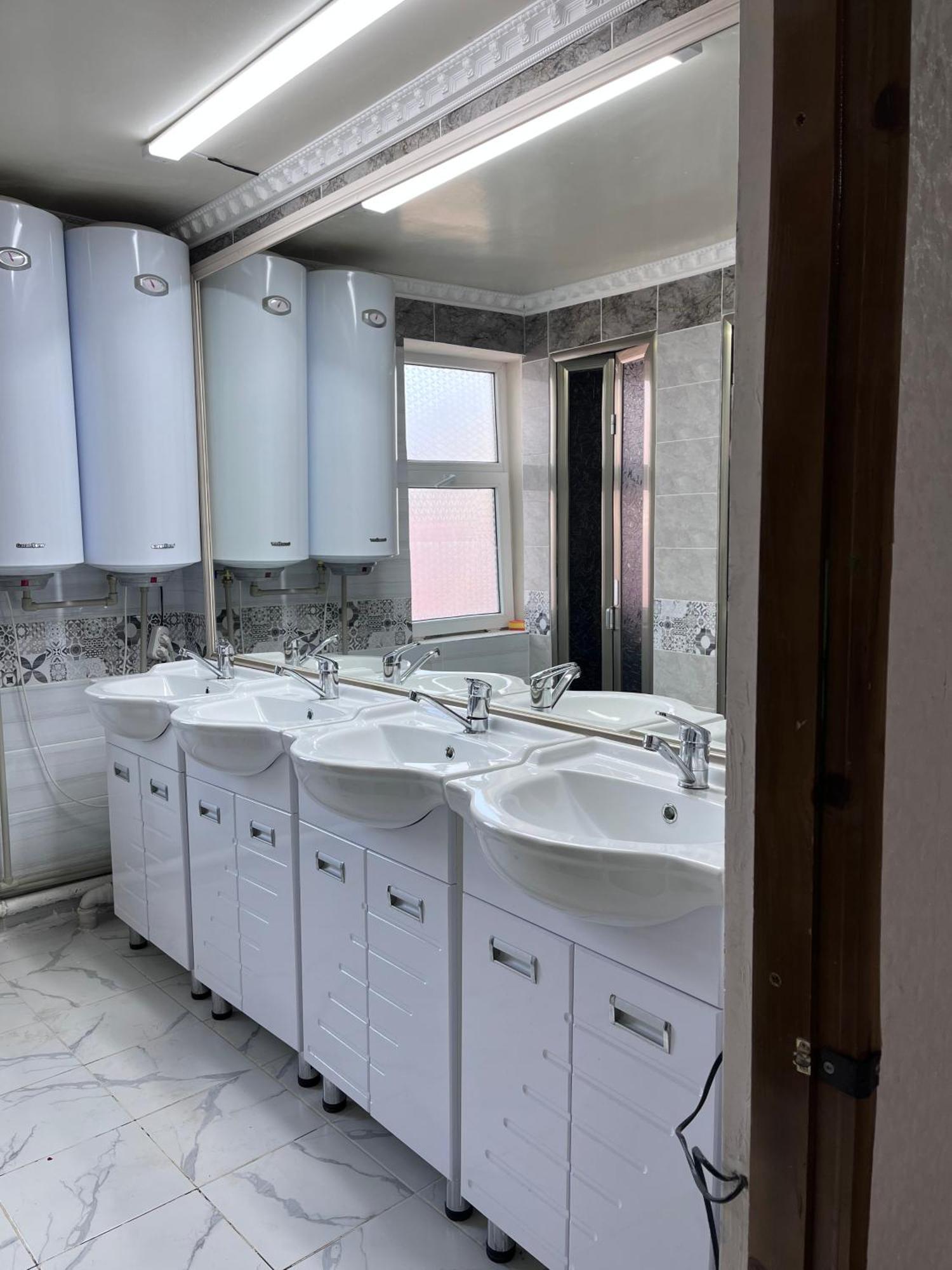 Nomadstan Capsule Hostel كاراكول المظهر الخارجي الصورة